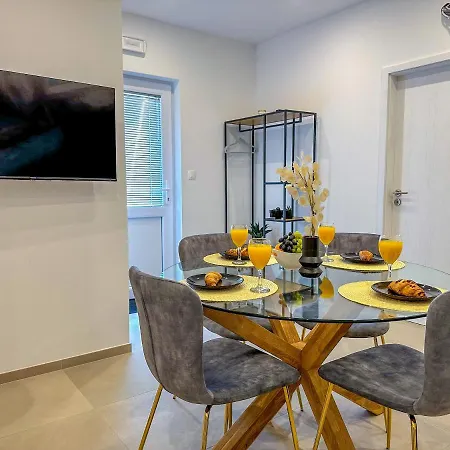 Lubina Apartment *
